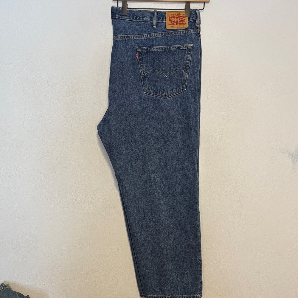 Levi's 550 Men's Classic Mid-Wash Tapered Leg Jeans Relaxed Fit Loose Big Size